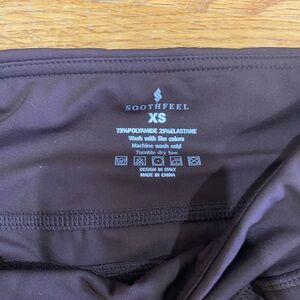 Soothfeel Women's Black Track Pants